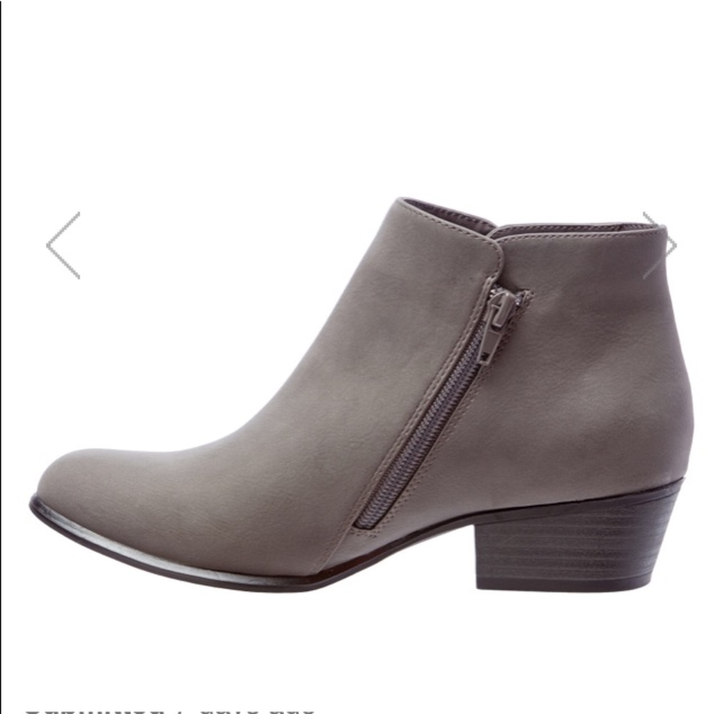 🎁NIB Union Bay booties - Picture 2 of 5